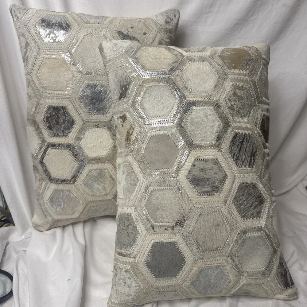 Canvello luxury ivory